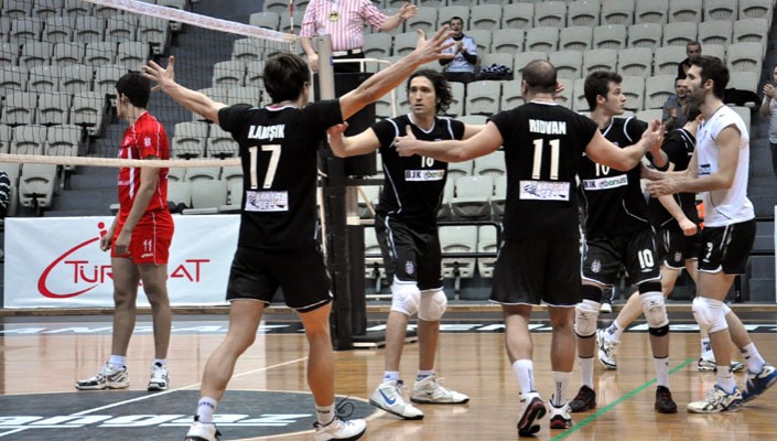 Voleybol Takımımız Konya’ya Gitti